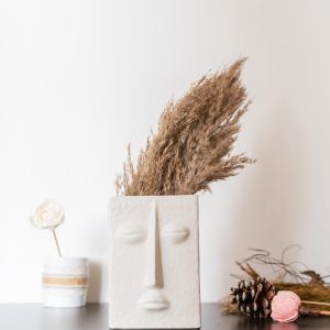 zen ceramic face vase in matte finish