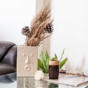 jaw dropper ceramic face vase in matte finish