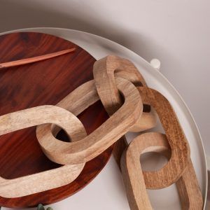 5 knots wooden brown