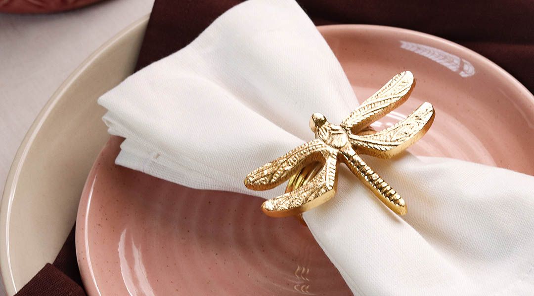 gold dragonfly napkin ring