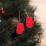 Christmas Hanging Felt Ornaments Red Mittens